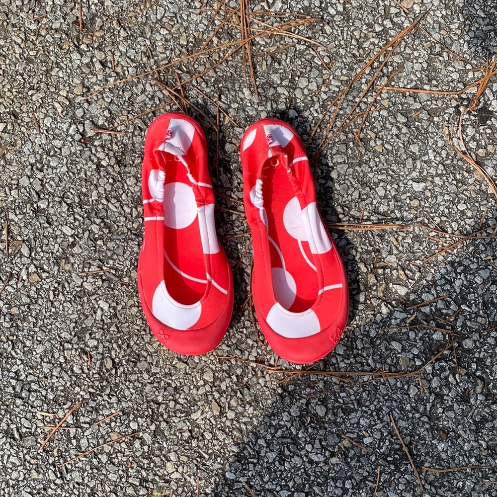 LUV Footwear Girls Shoes Size 34 / 1 Red & White Polka Dots